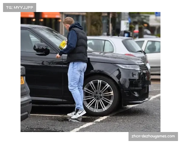 《太阳报》球员场外新闻单日销量破百万，娱乐化内容助推联赛全球传播